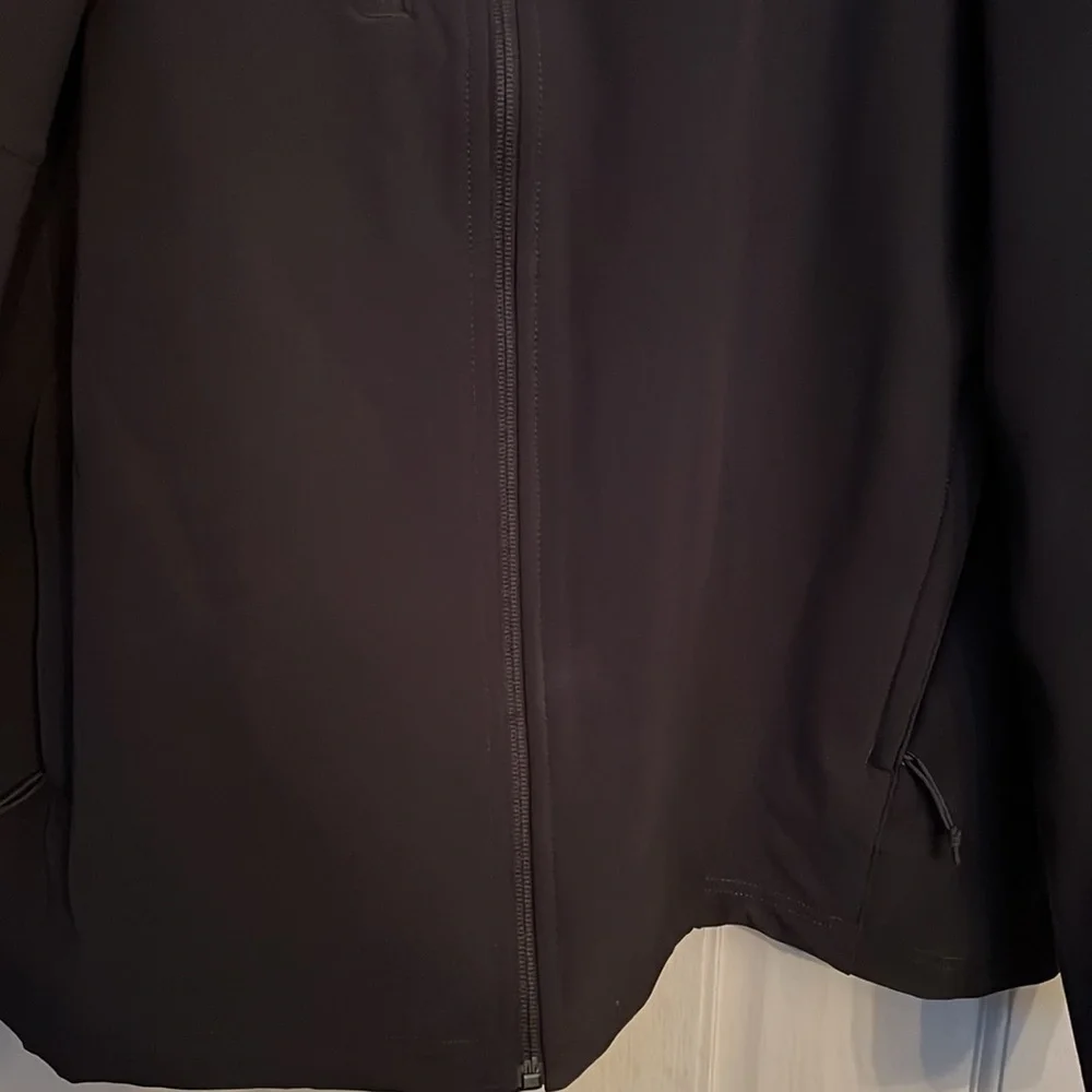 The Northface Windfall men’s 2XL gray jacket